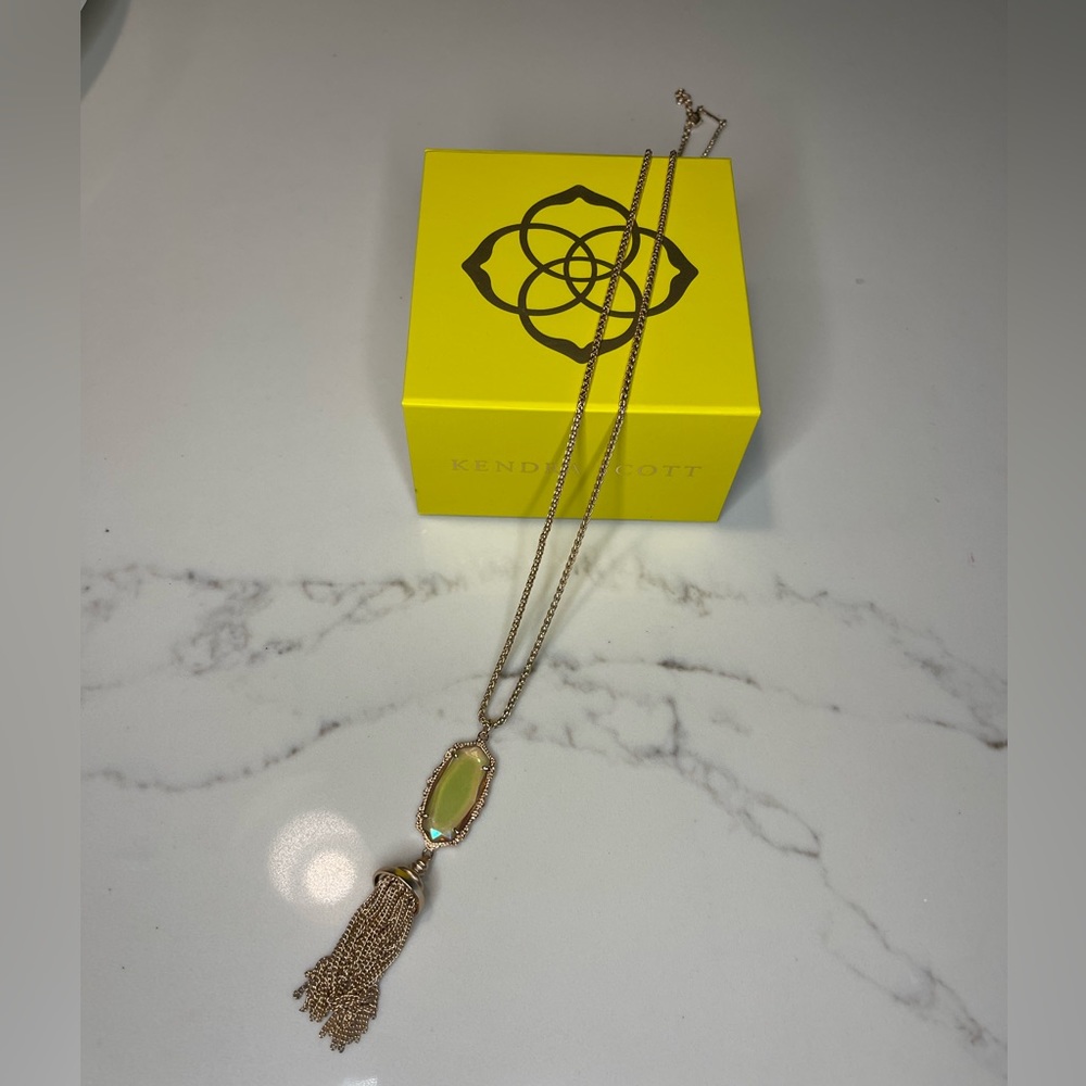 Kendra Scott Long Pendant Necklace - Picture 5 of 5